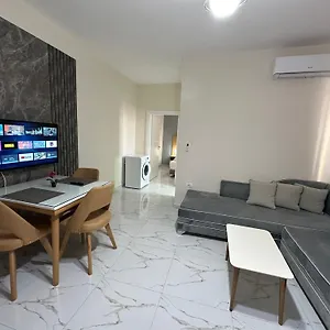 Dream , Sarandë Albanië